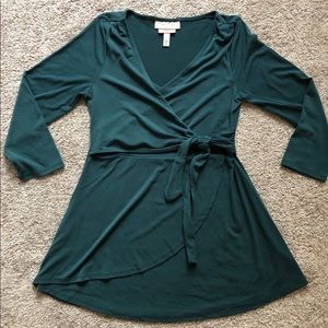 Jessica Simpson Wrap Nursing Top-Green